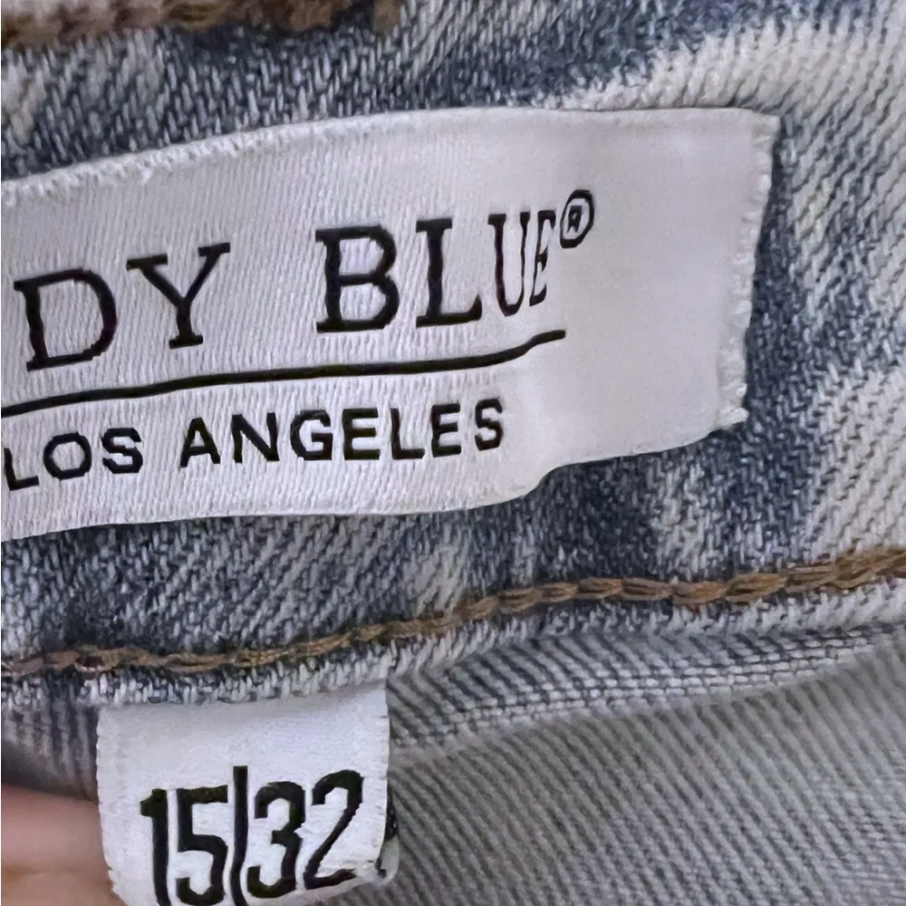 Judy Blue High Waist Slim Fit Bleached Jeans Stretch  Size 15/32 32X28  New - Image 10