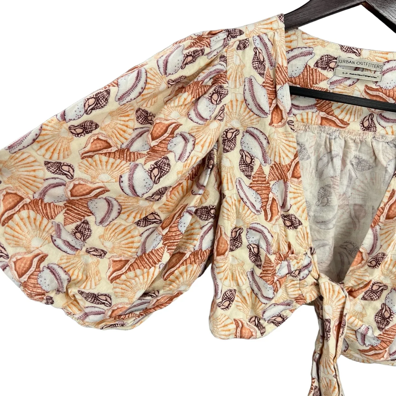 UO Linen Crop Boho Top Balloon Sleeves Tie Front Shell Print Size Small - Image 2