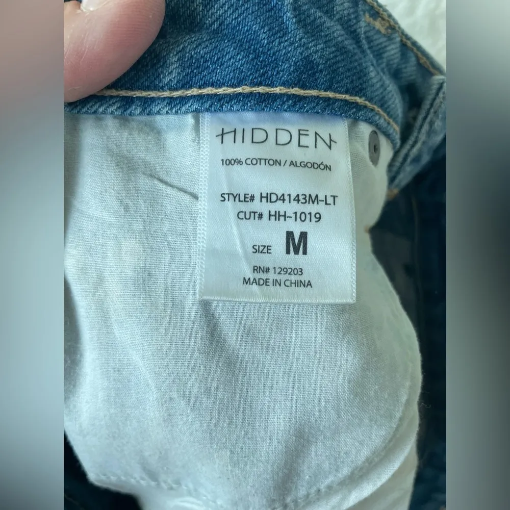 Hidden Kenzie Mid Rise Light Wash Distressed High/Low Denim Shorts, size M Blue Size M - Image 8