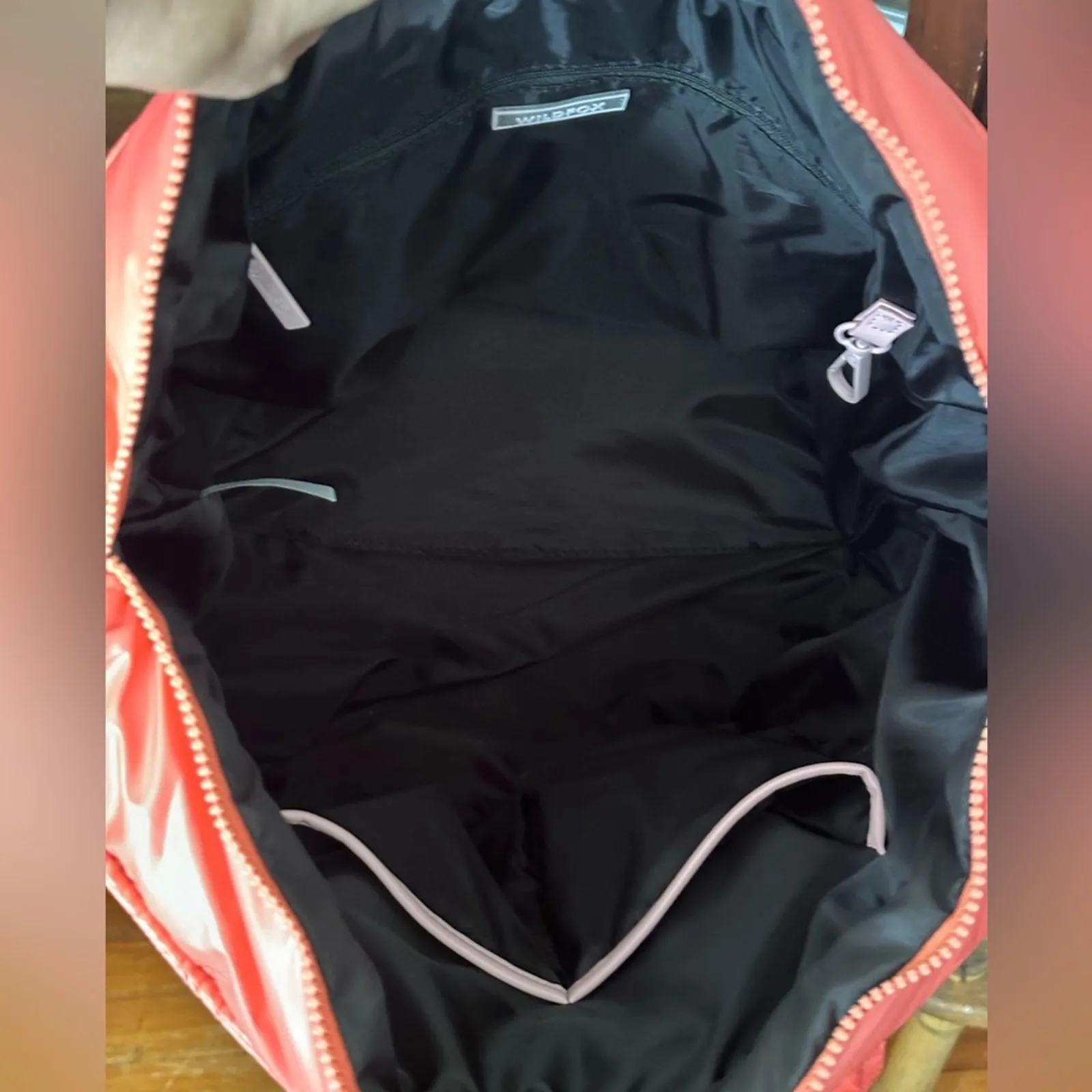 NWT Wild Fox Plush Quilted Lips Large Tote - Image 4