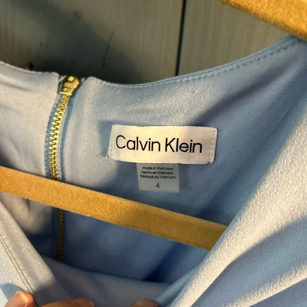 NWOT Calvin Klein Light Blue Dress with Gold Zipper | Size 4 - Image 2