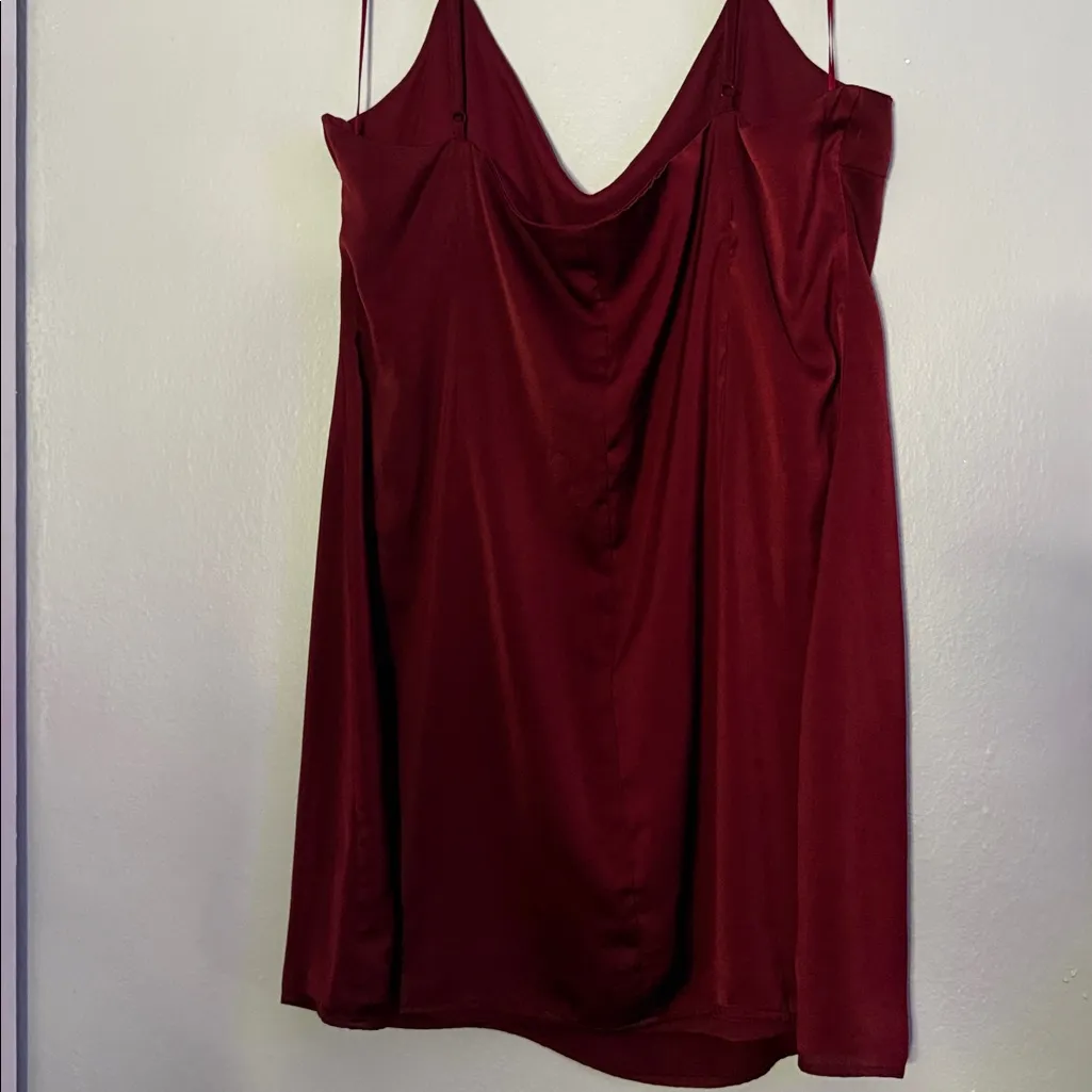Elegant Burgundy Mini Dress Red Size 16 - Image 4