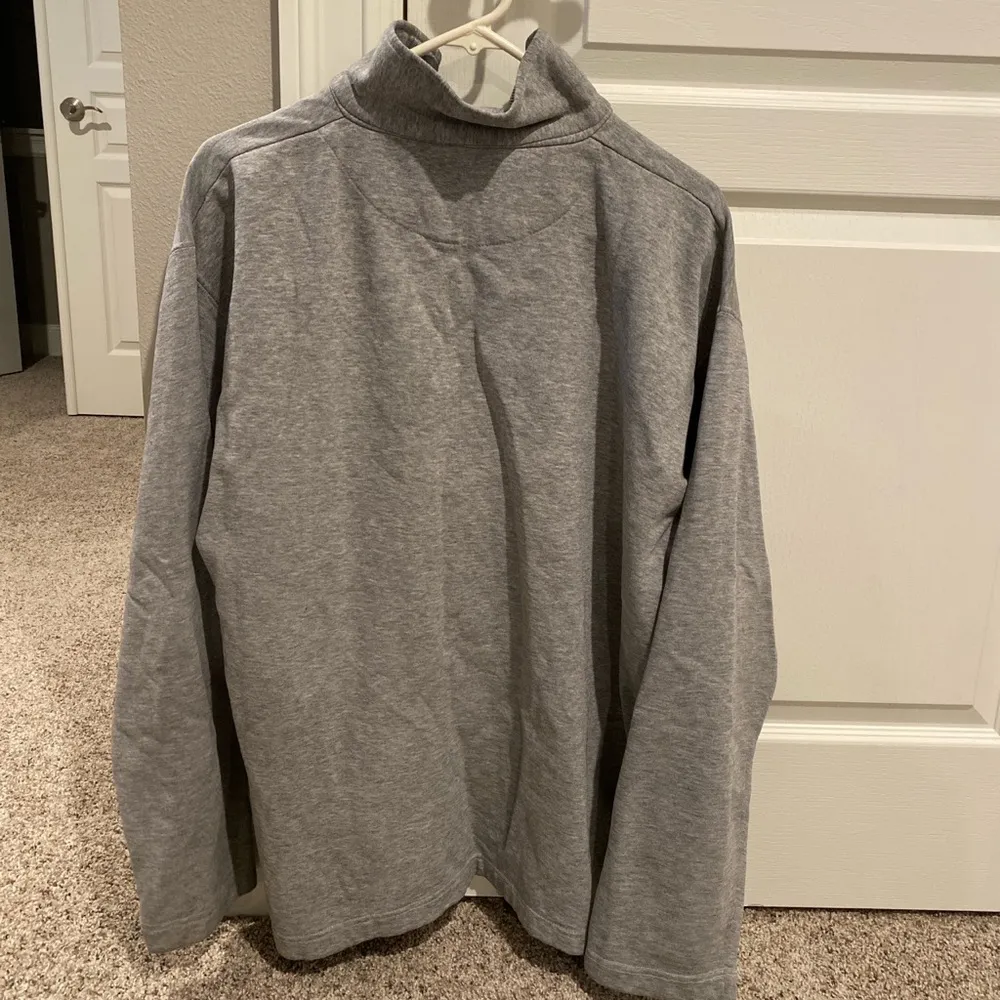 Coyote size xl grey quarter zip sweatshirt #sweatshirt Gray - Image 2