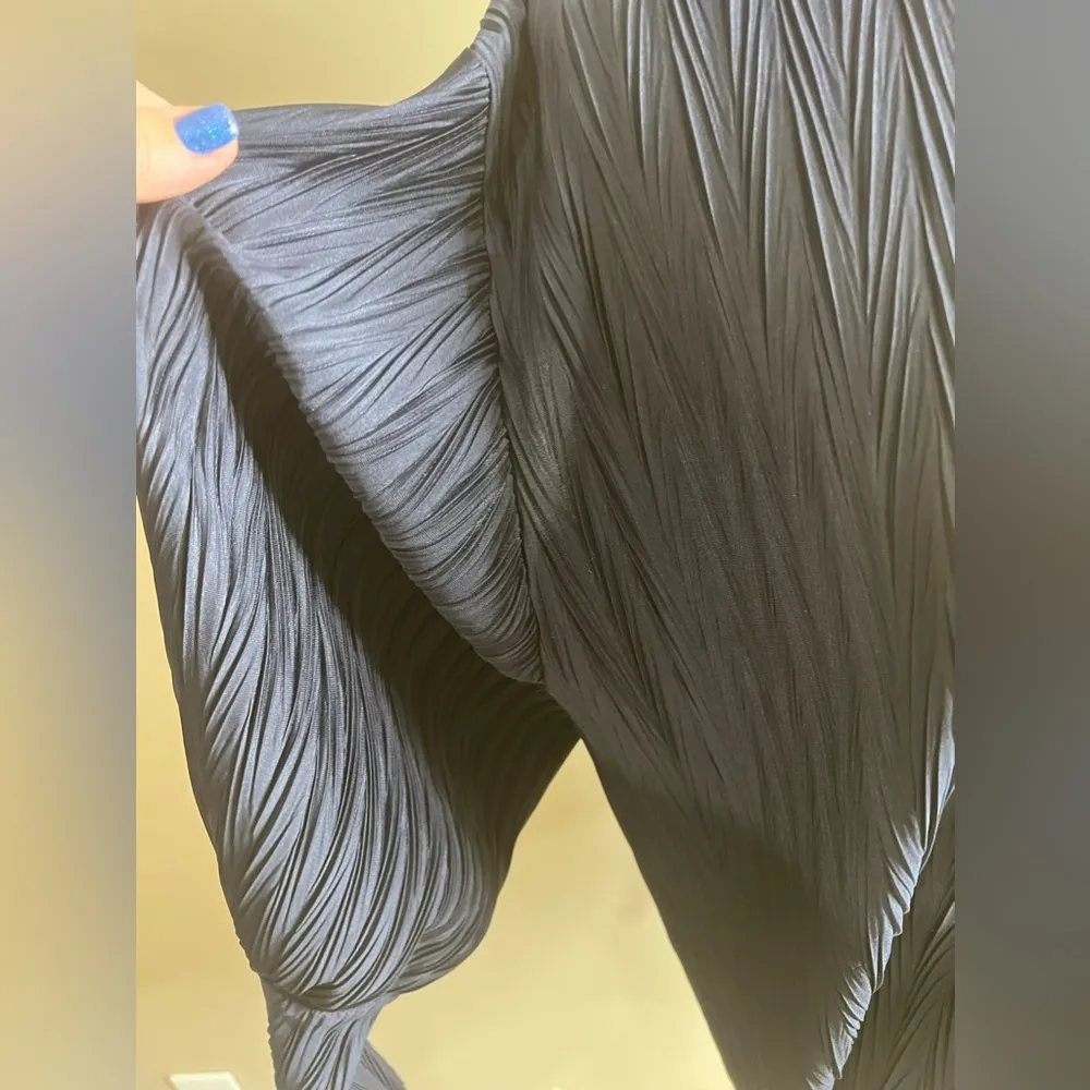 Zara navy blue textured bat wing blouse small - Image 3