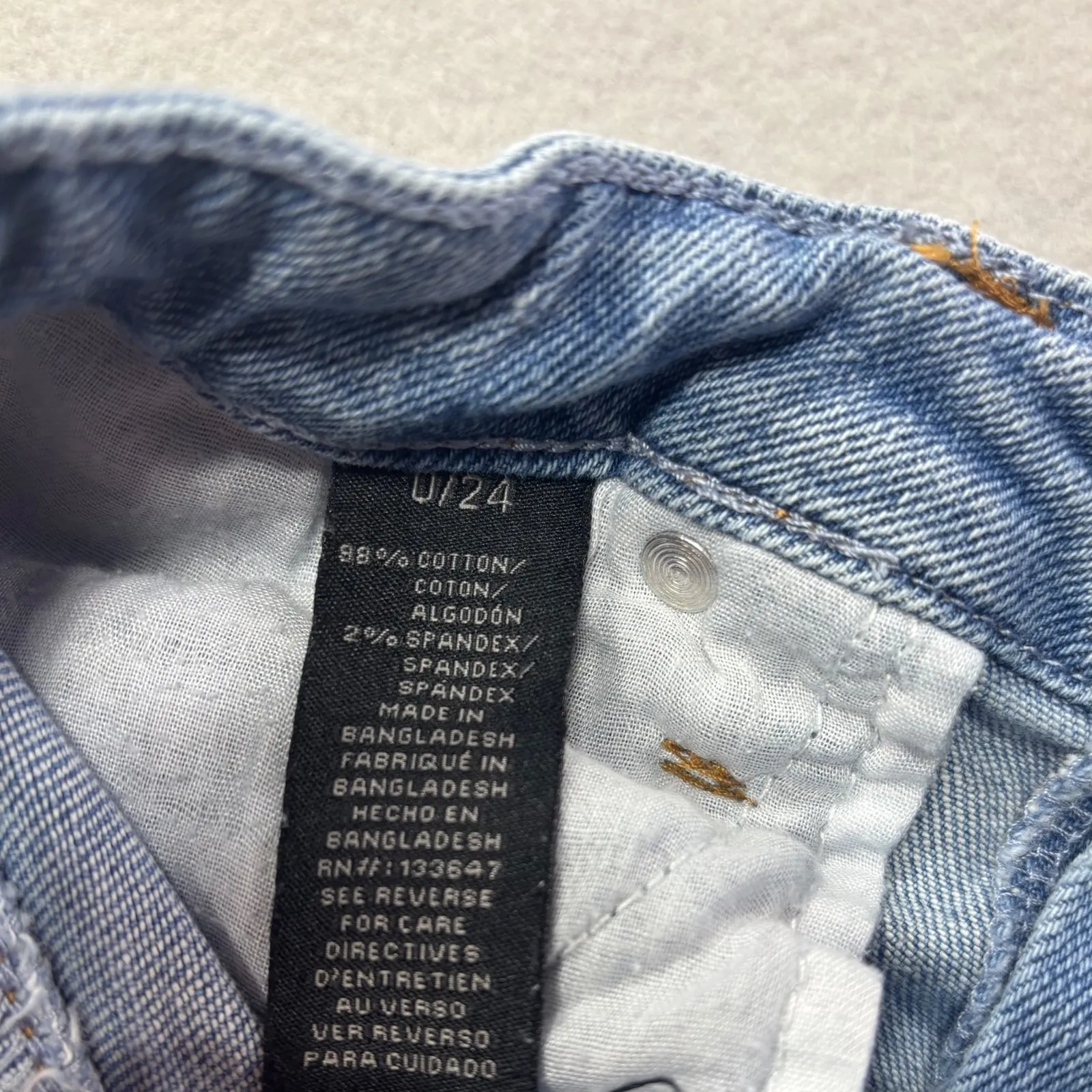 Kendall +‎ Kylie 0/24 The Hipster Shorts Denim Distressed Frayed Hem Button Fly - Image 5