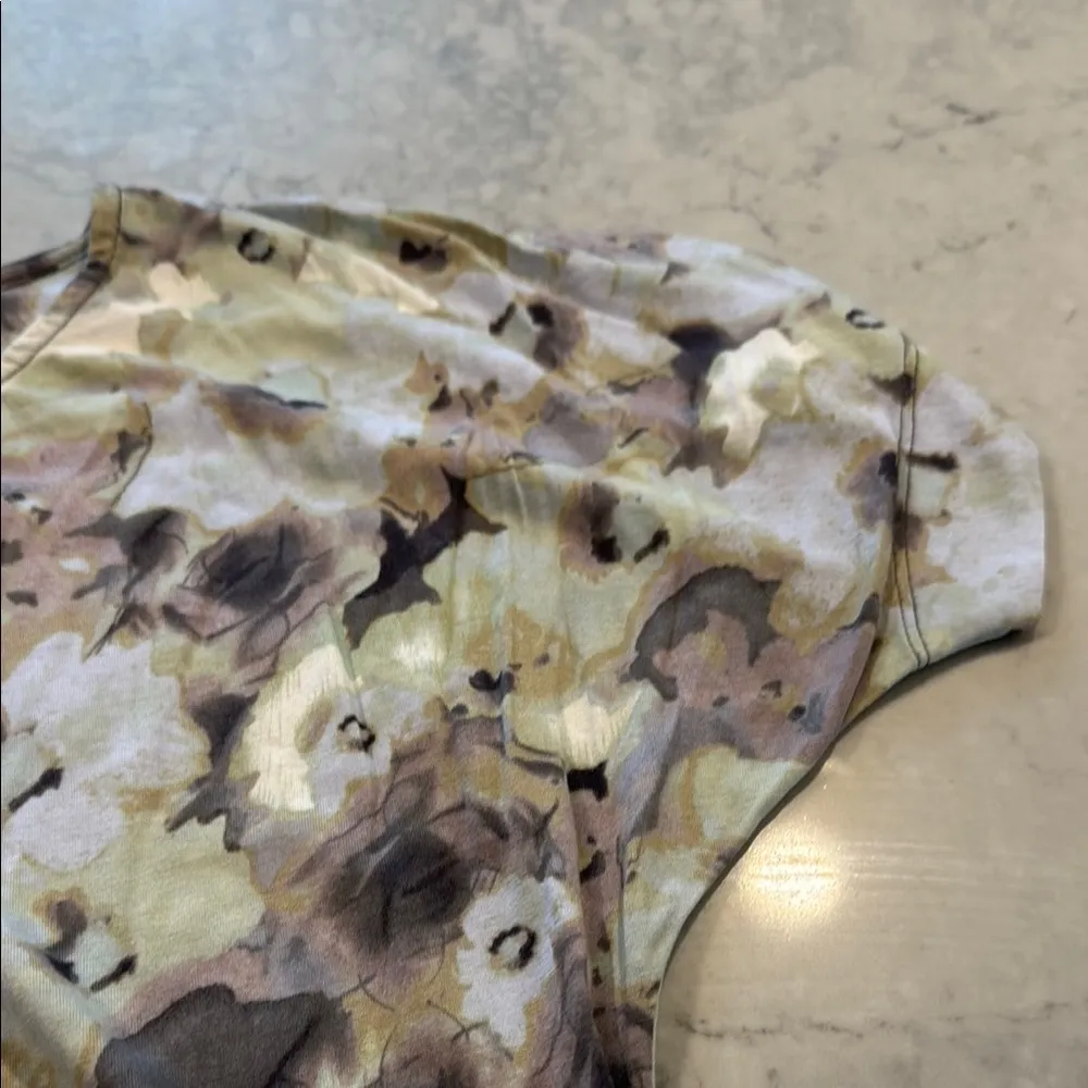 Anthropologie Deletta Abstract Floral Print Green & Gray Women's Top Small - Image 7