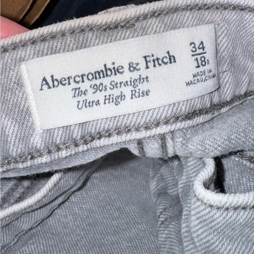 Abercrombie & Fitch The ‘90s Straight Ultra High Rise Jeans Gray Size 34 - Image 5