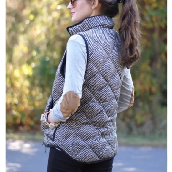 J. Crew Excursion Quilted Down Fill Vest in Herringbone Size Medium - Image 2