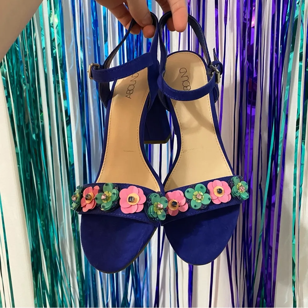 Abound Gorgeous sequin floral heels - Image 3