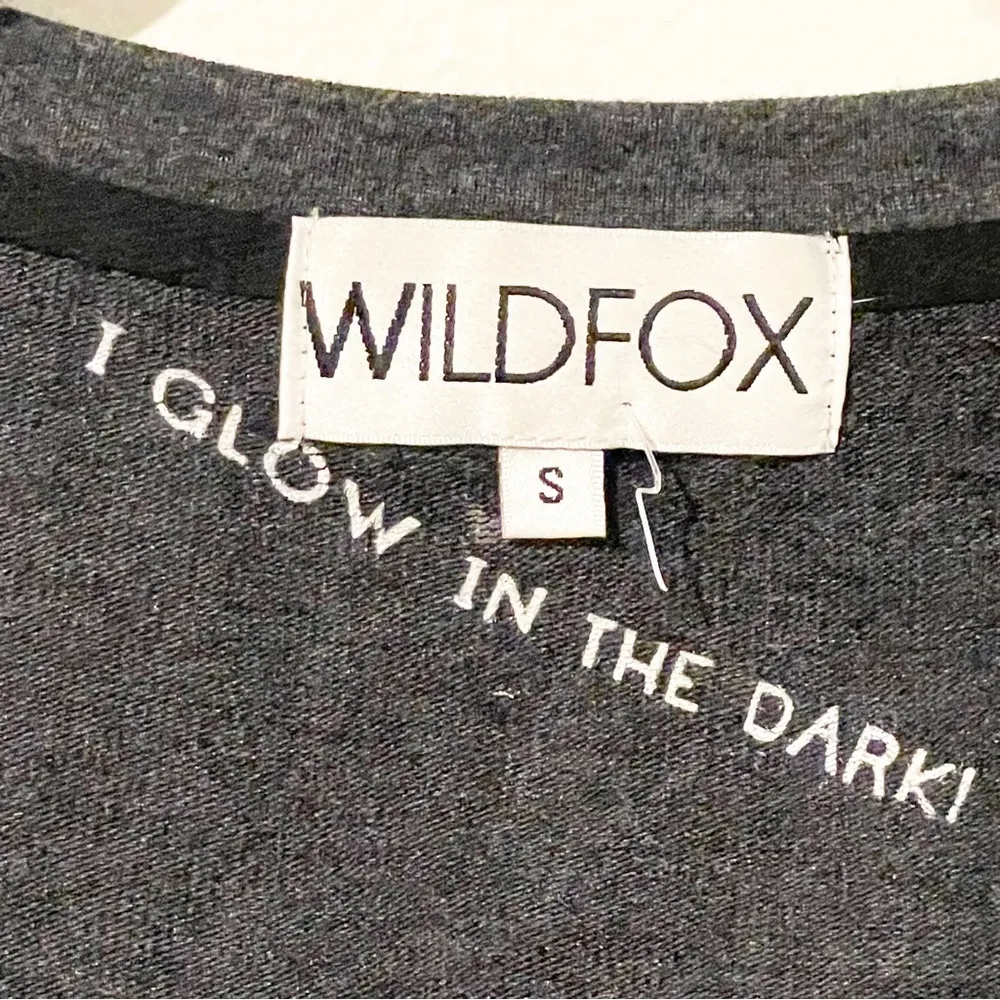 Wildfox Size Small Glowing Lights Baggy Beach Jumper in Clean Black Crewneck - Image 4