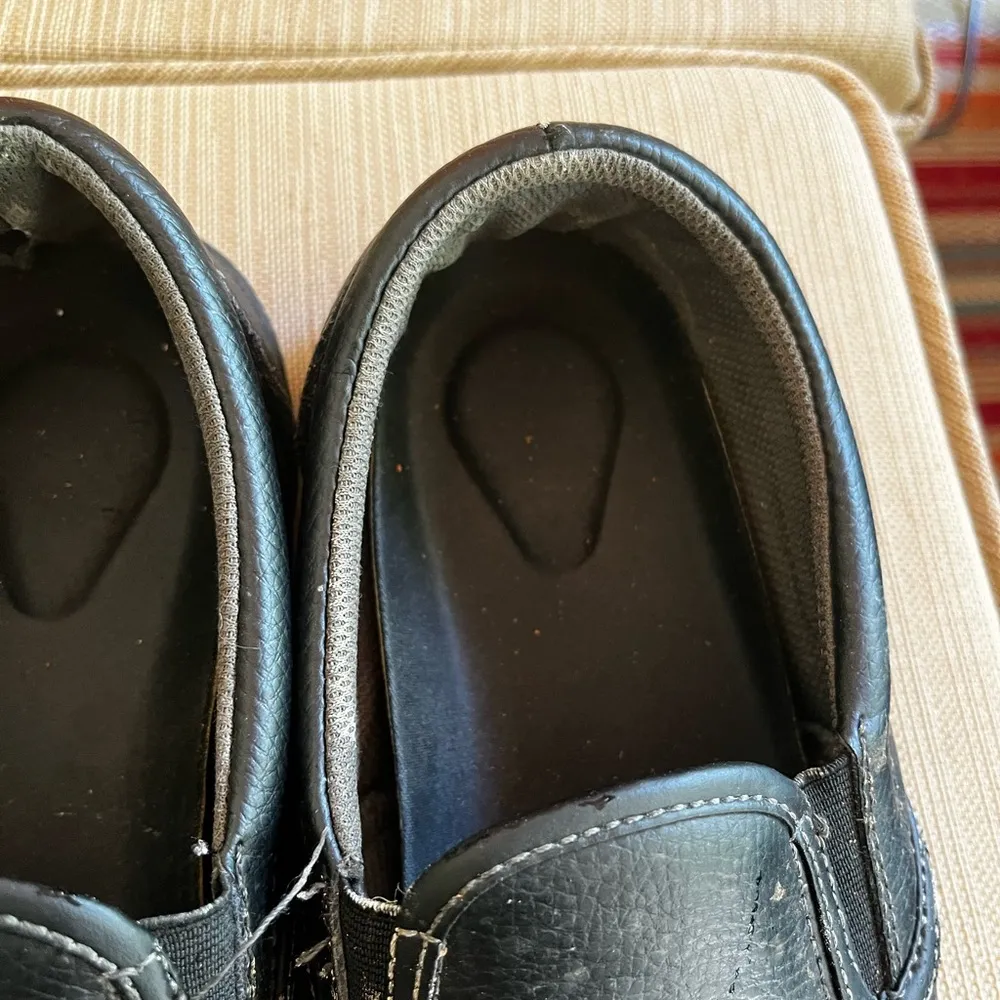 None Slip Black Work Shoes Size 11 - Image 5