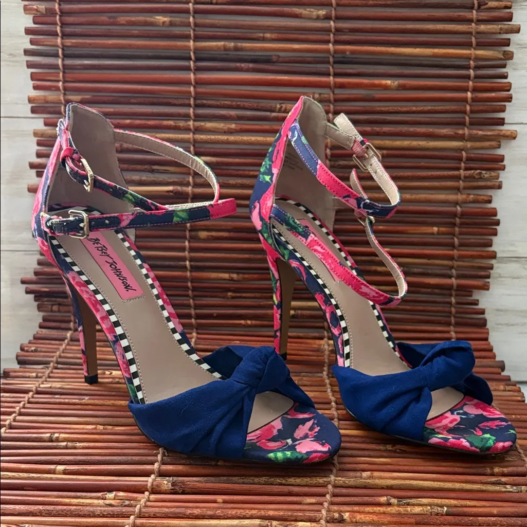 Betsey Johnson Emerie Vibrant Blue and Pink Heels Size 8.5 - Image 3