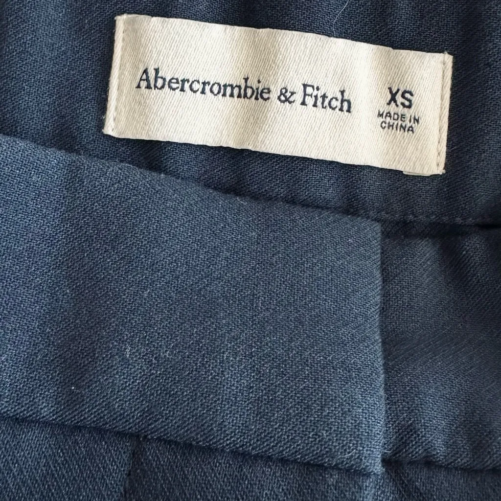 Abercrombie & Fitch Ultra High Rise Tailored Pleated Shorts Navy Blue Size XS - Image 7