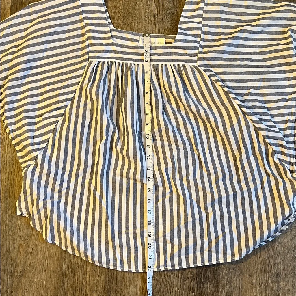 Time and Tru Blue and White Striped Blouse Size XL - Image 5
