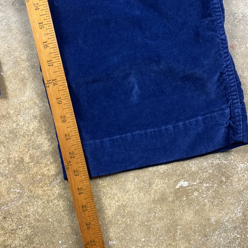 Madewell Emmet High-rise Wide leg cropped pant in velveteen
Size: 25 - Image 6