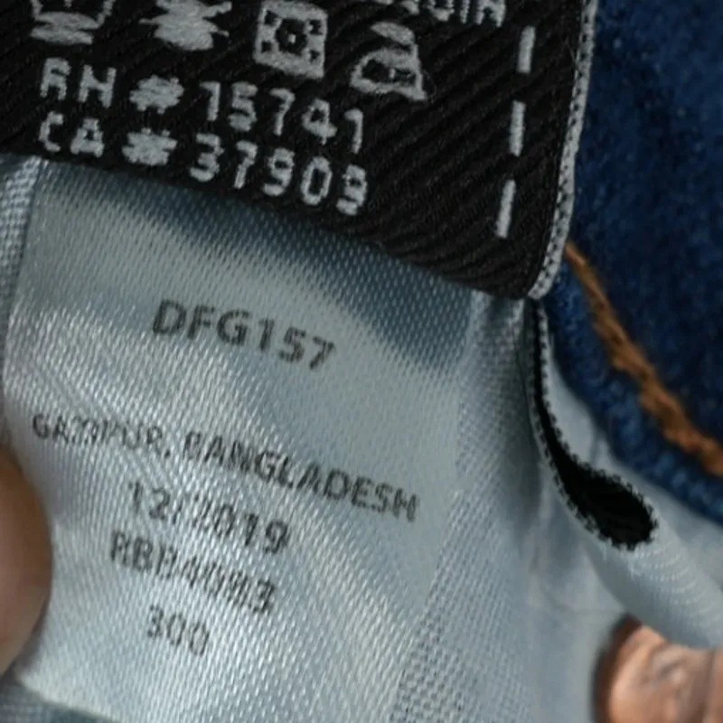 7 For All Mankind Bermuda Shorts Womens 16 (28x10) Blue Denim Jorts Stretch - Image 5