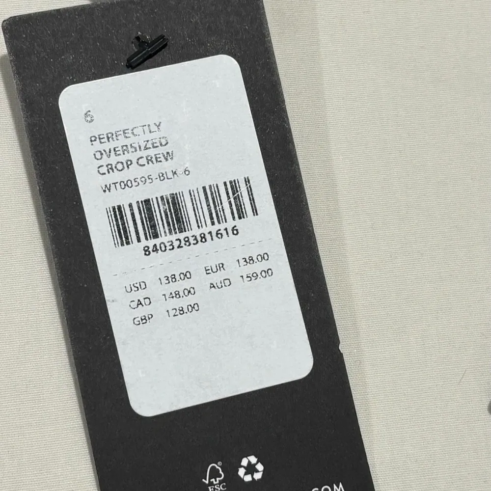 Lululemon Perfectly Oversized Cropped Crew softstreme size 6 small black - Image 7