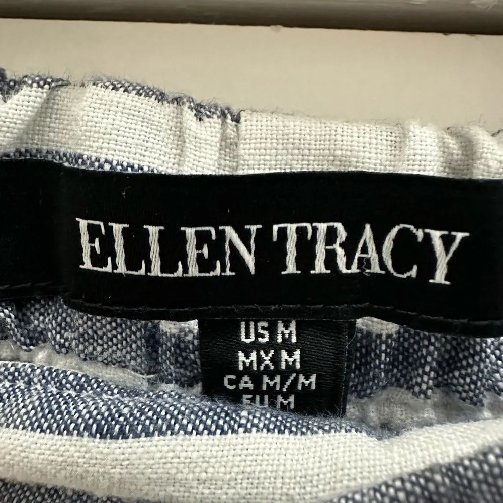 Ellen Tracy striped blue white 100% Linen Pants pockets medium wide leg crop - Image 2