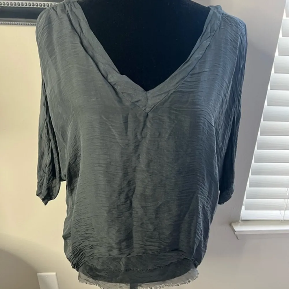 Gigi Moda Diana silk top $105 fits XS - Image 5