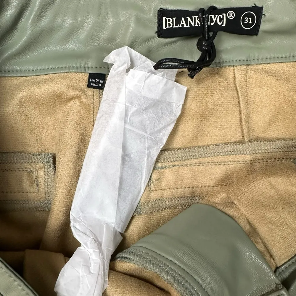 Revolve Blank NYC Size 31 Faux Leather Maybell Short in Joyous Shout Mint NWT - Image 11