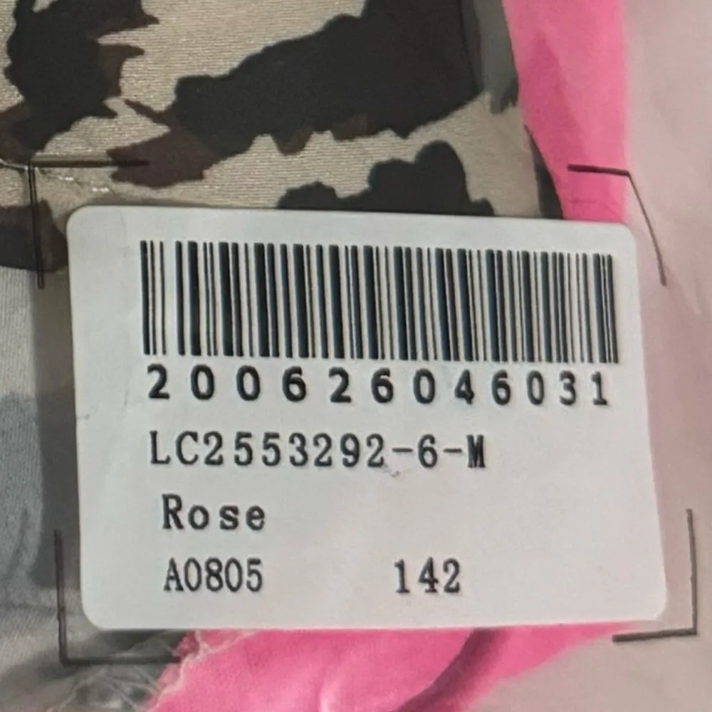 Contrast Pink & Leopard Colorblock V Neck Boutique Top Short Sleeve Shirt - Image 6