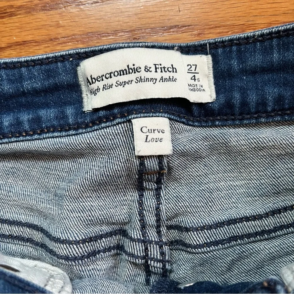 Abercrombie & fitch high rise super skinny ankle jeans size 27 / 4s - Image 4