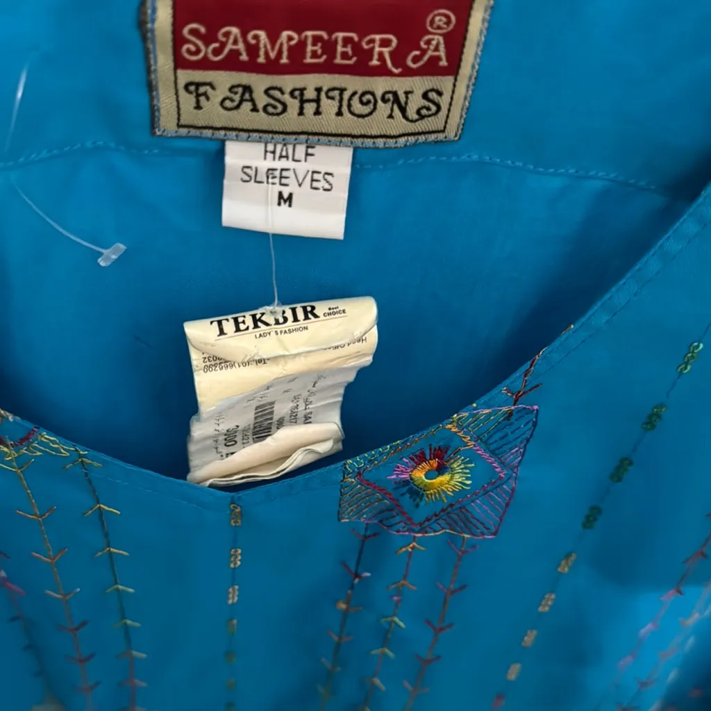 Blue and Gold Embellished Kurti with Flutter Sleeves Size M - Image 8