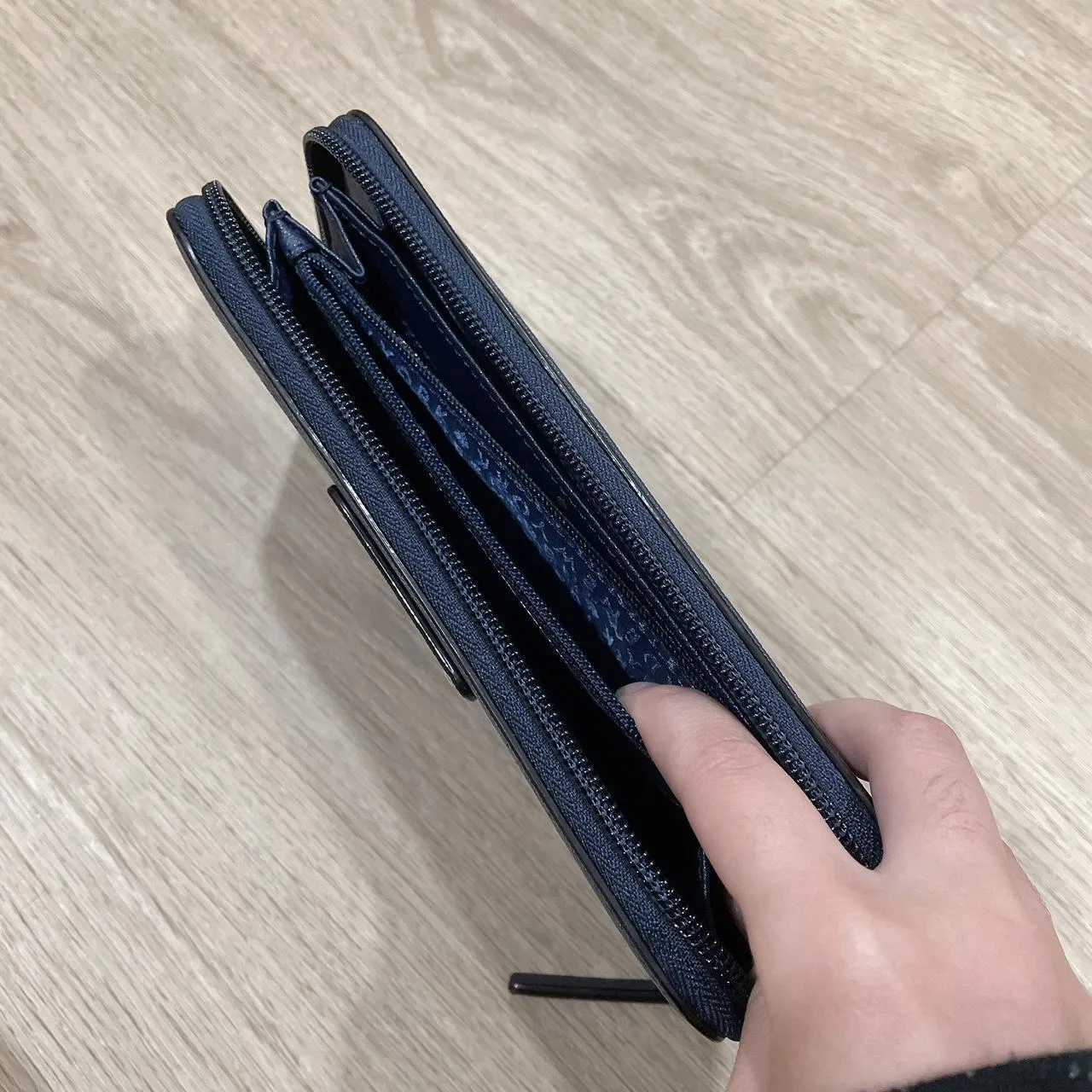 Kate Spade New York Navy Blue Polka Dot Wallet - Image 4