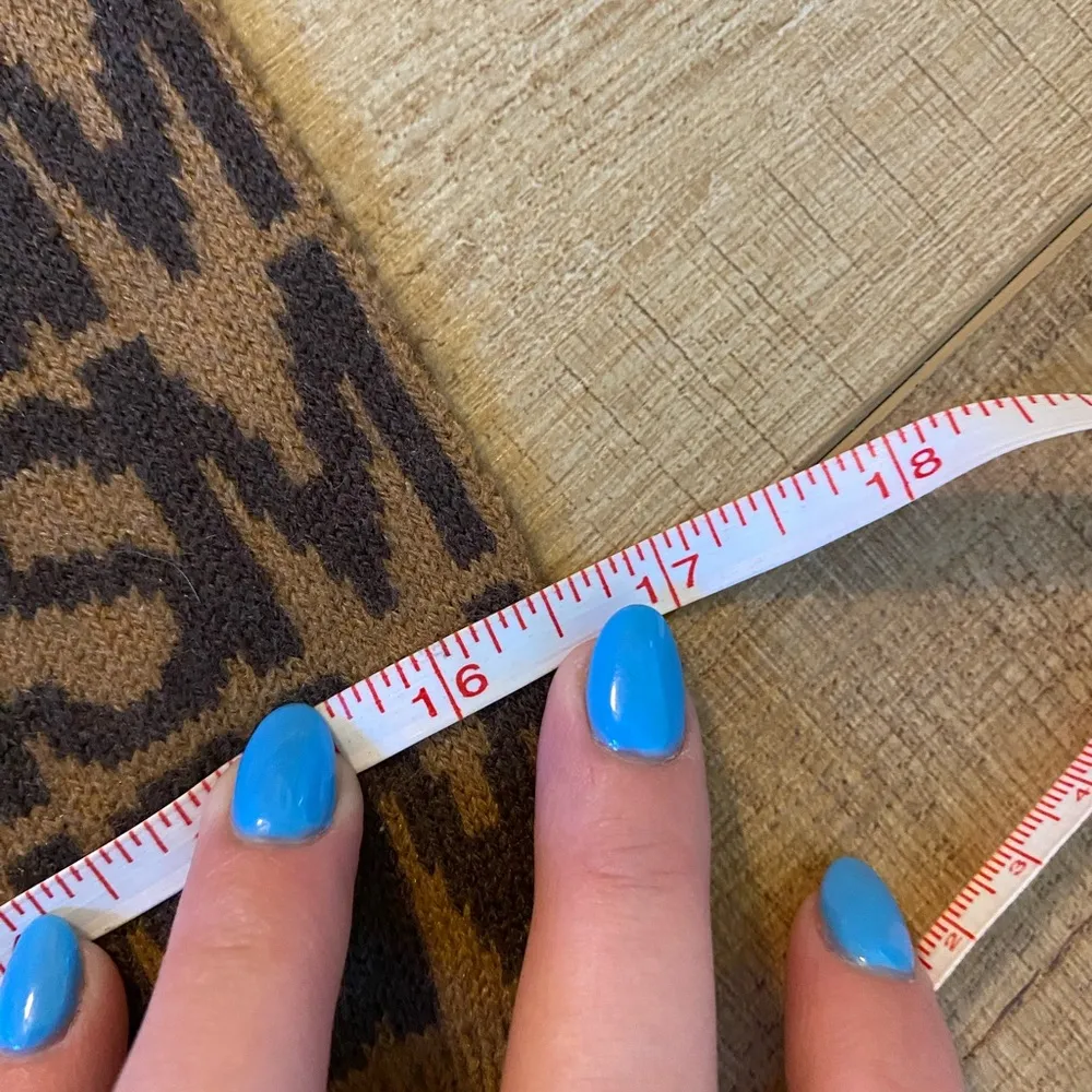 Steven Madden Winter Logo Scarf acrylic blend brown neutral - Image 2