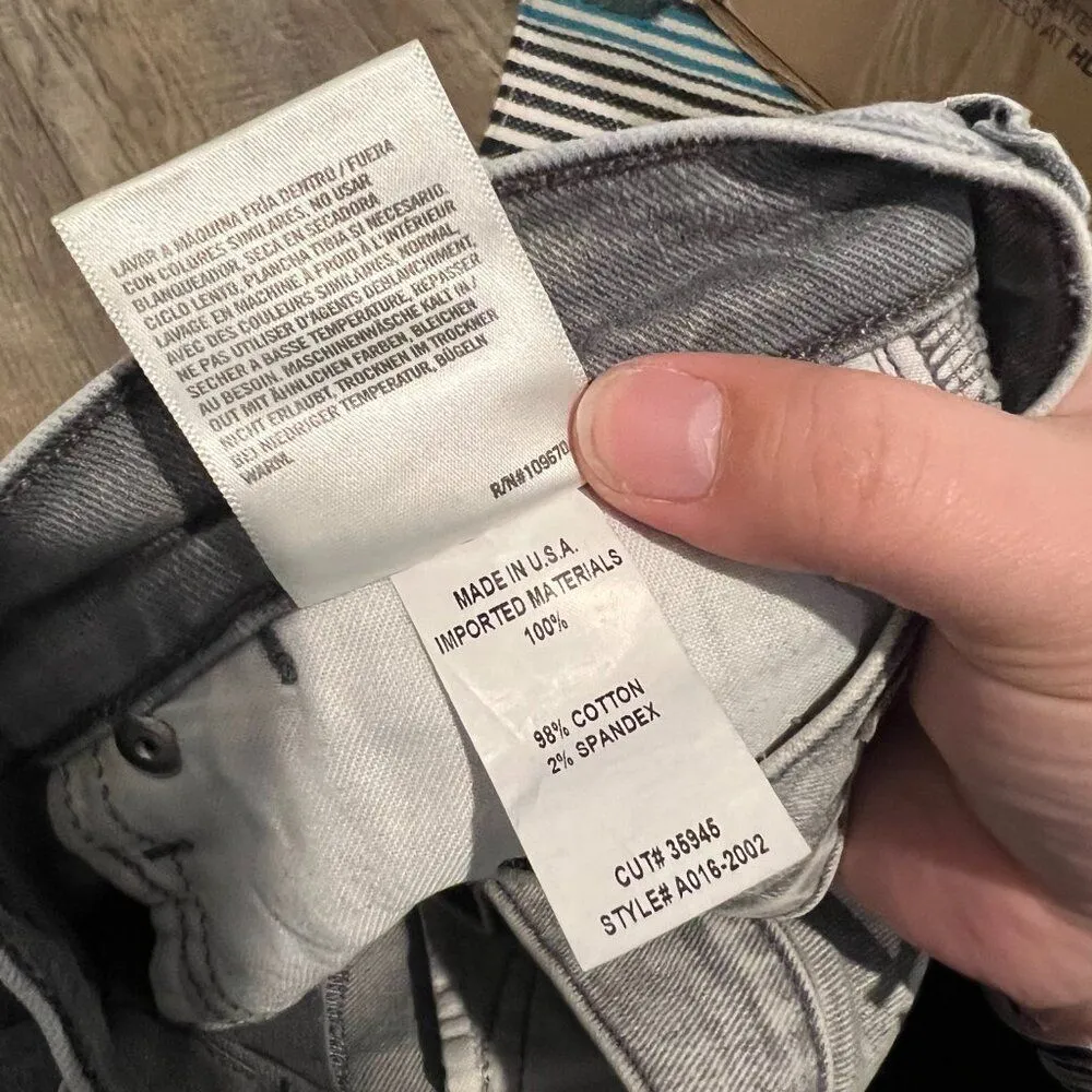 AGOLDE  Colette Crop grey wash 28 - Image 9