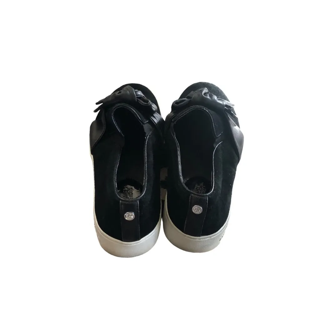 Val Bow Slip-On Suede Sneakers Size 7M Black Logo Casual Designer - Image 4