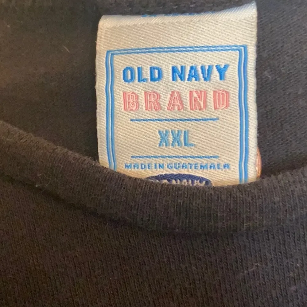 Old navy girls T-shirt - Image 2