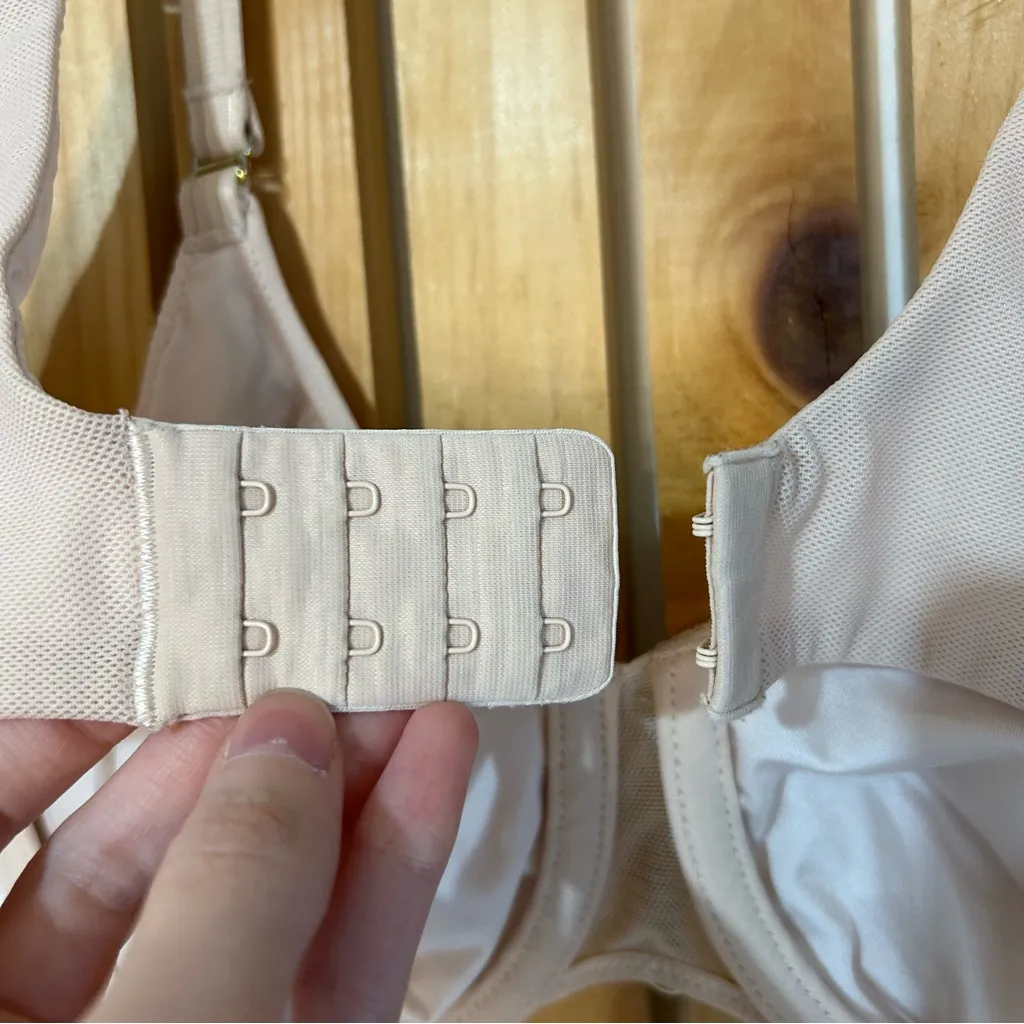 Chantelle C Magnifique Seamless Unlined Minimizer Cream Bra Size 34C - Image 8