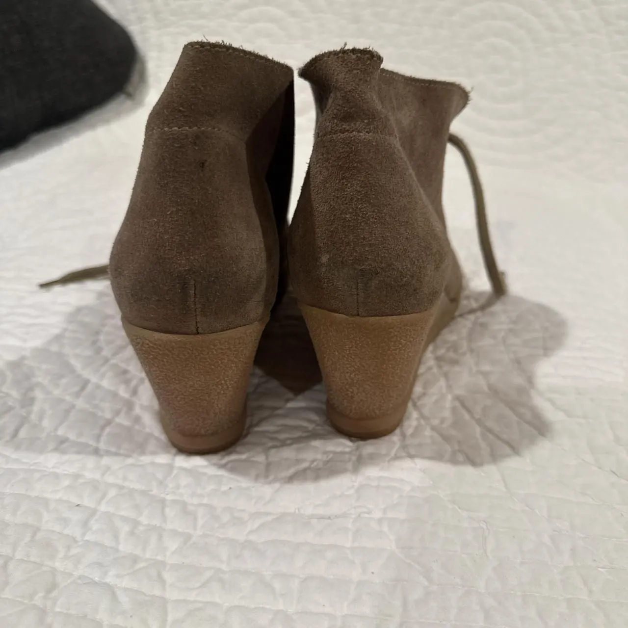 Jcrew Women's Tan and Brown Boots - Image 4