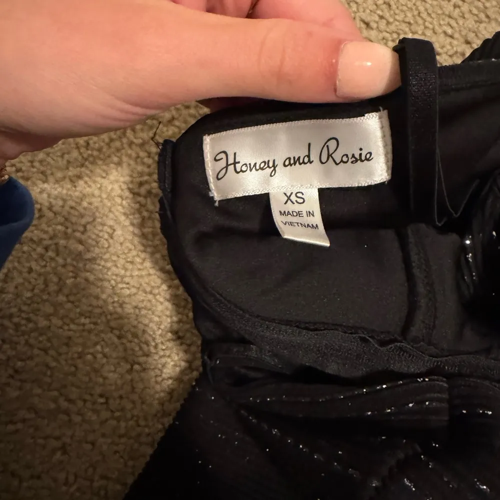 Black and Silver Homecoming/Cocktail Dress - Image 3