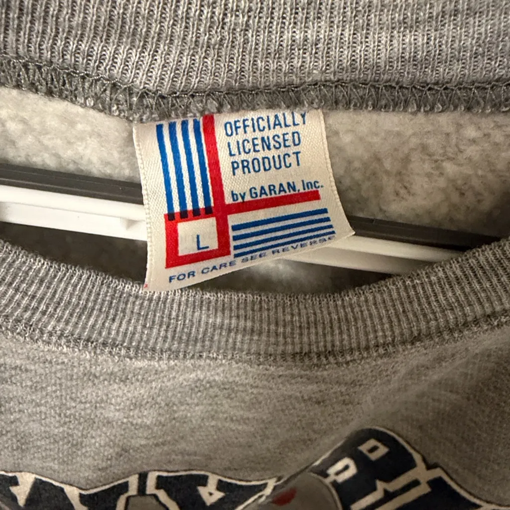 VINTAGE New York Yankees short sleeve sweatshirt L RARE Gray Size L - Image 4