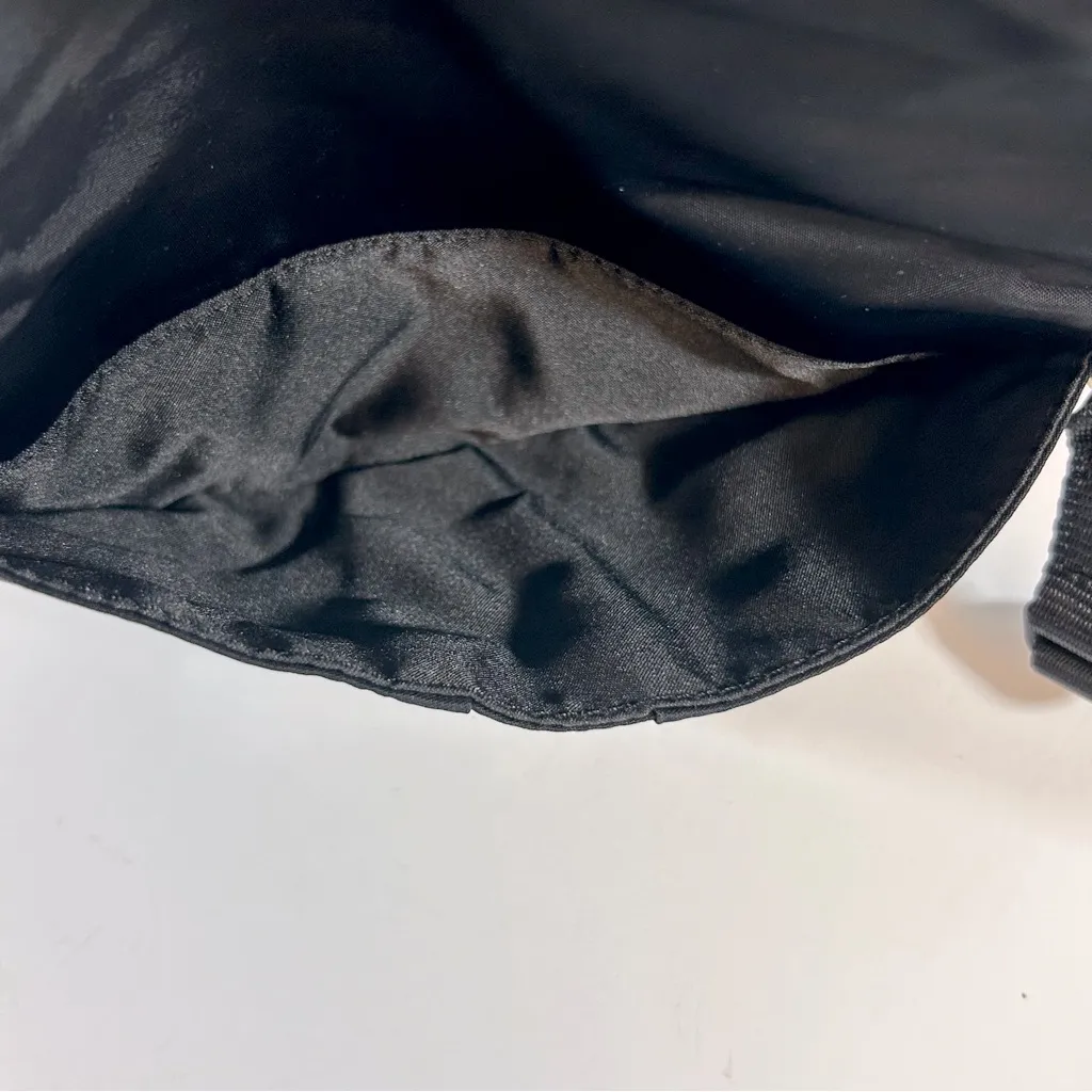 Lululemon All Night Festival Bag Micro Black and Gold NWOT - Image 6