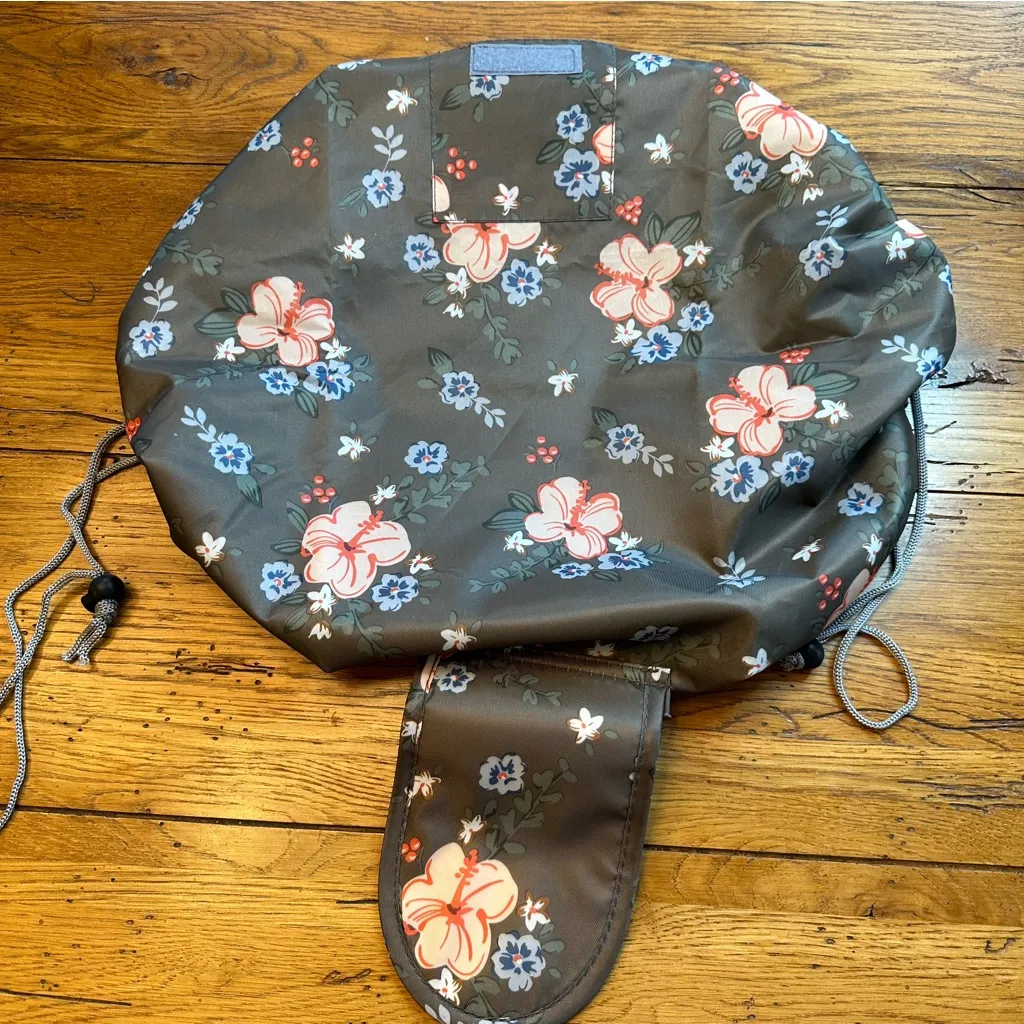 Drawstring Lay Flat Floral Cosmetics Bag NWOT - Image 5