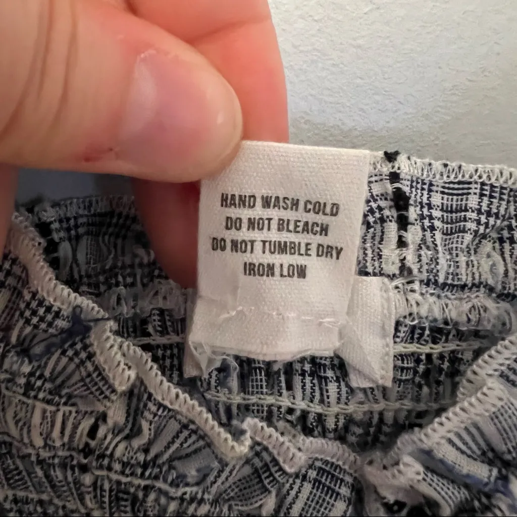 Ivy and Main Smocked Blue and White Bodycon Mini Dress Size XLarge - Image 7