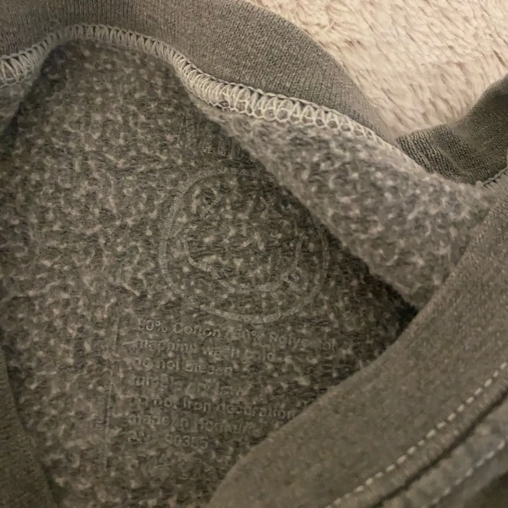 nirvana sweatshirt- small/medium - Image 3