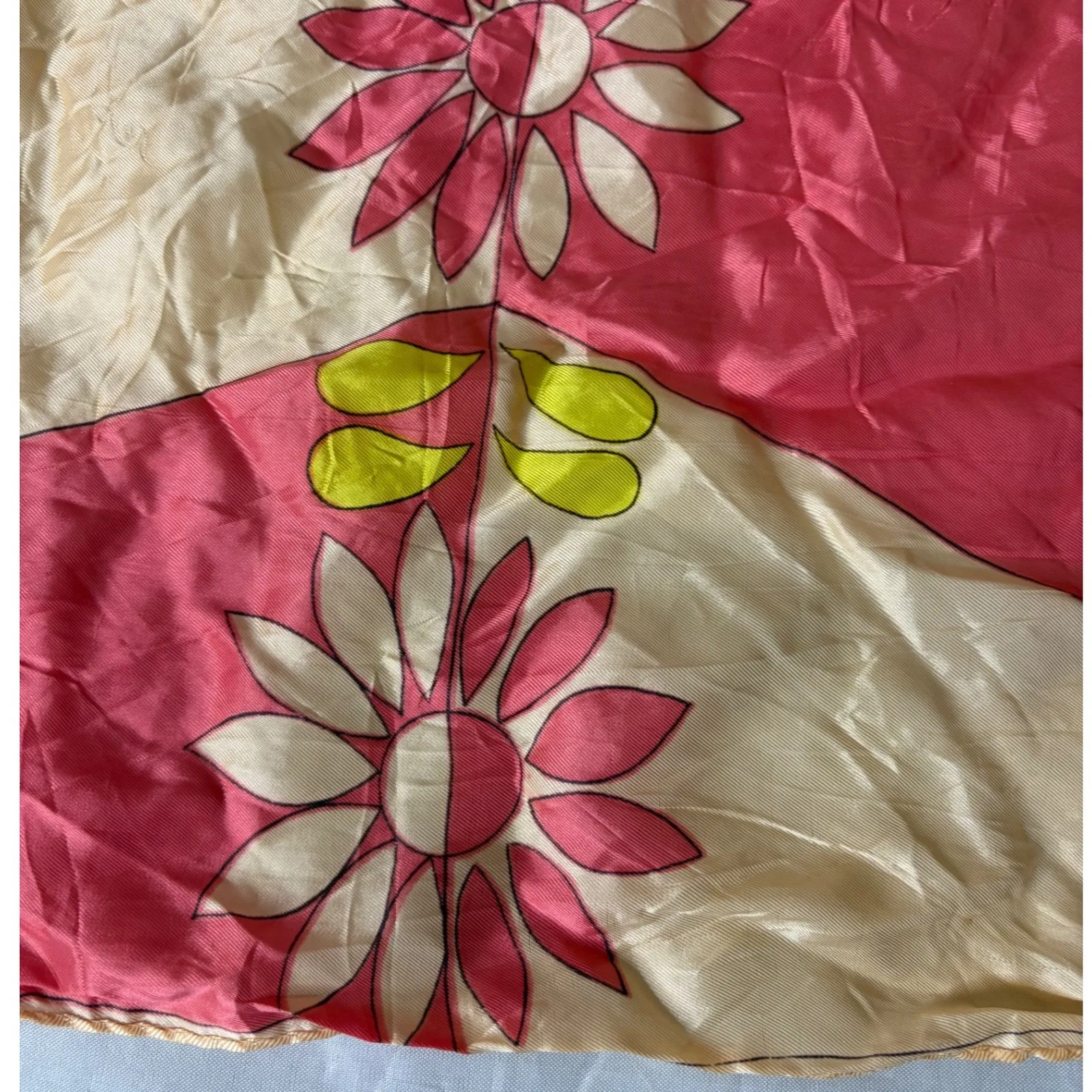 1960s Floral Print Scarf Pink Beige Yellow Square Neck Head Hair Bandana (Name) - Image 11