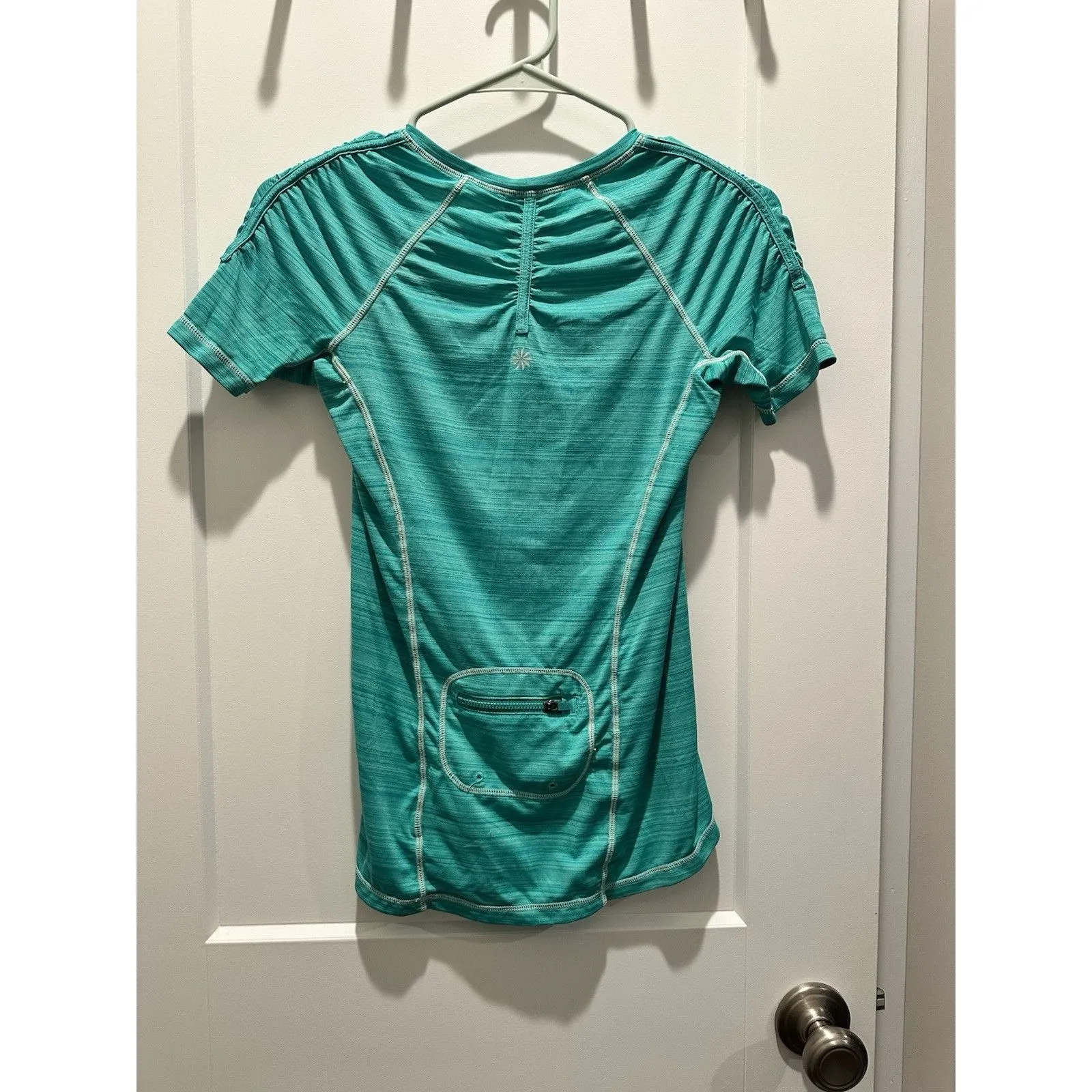 Athleta Green Running Short Sleeve Shirt 1/4 Zip Back Zipper Pocket XXS - Image 4