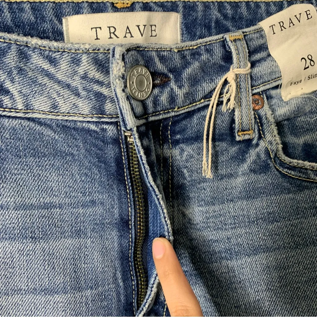 Trave 28 NEW Faye Slim Bootcut Slit Jeans Stone Wash Grunge Biker Distressed Kne Blue - Image 4
