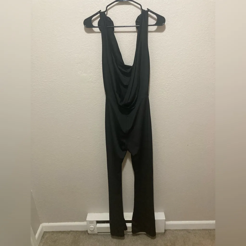 NWT Commense Open Back Black Jumpsuit Size Medium With Rose Accents - Image 3