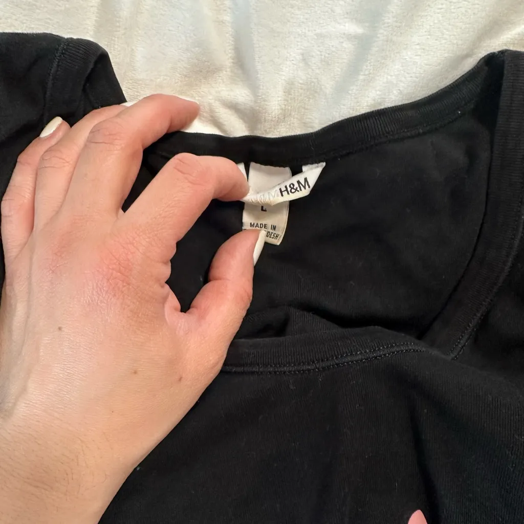 H&M  Black Top with Pink Accents - Image 3
