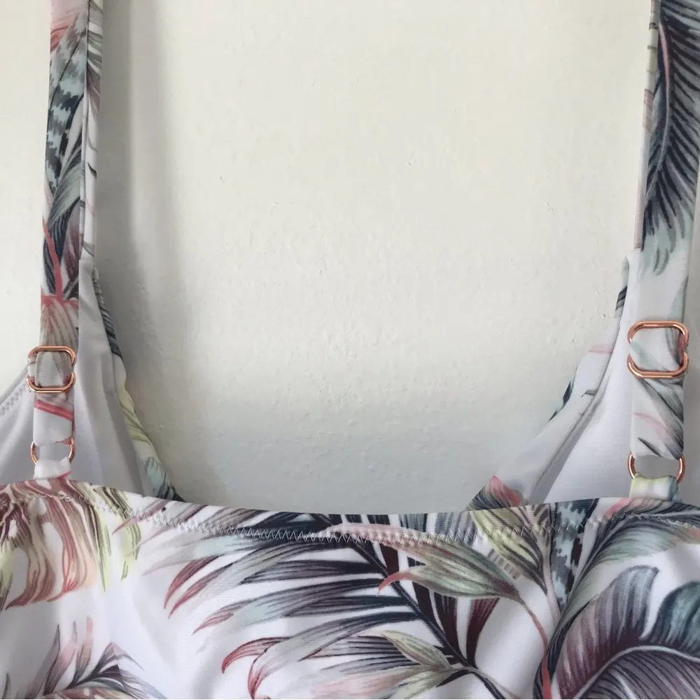 Raisins swimwear tankini top underwire women plus size 20W - Image 4