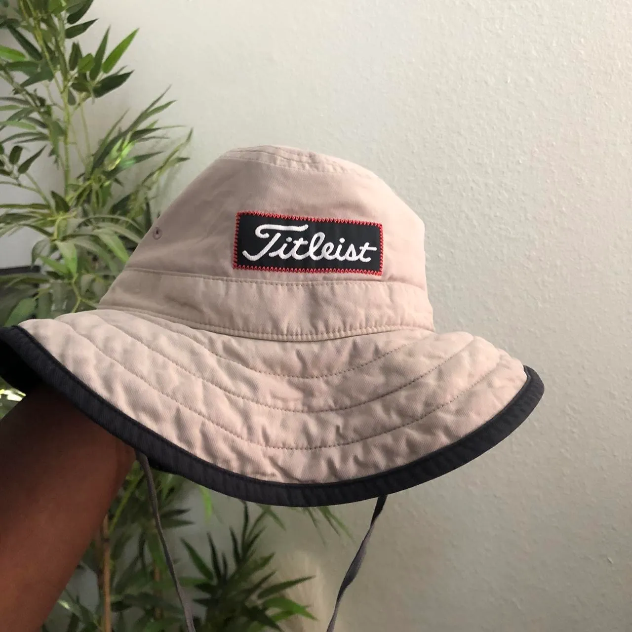 Titleist Bucket Hat Cap Unisex S/M Golf Gear Patch Embroidered Spell Out Drawstring Strap Sporty Outdoor Summer Tan - Image 2