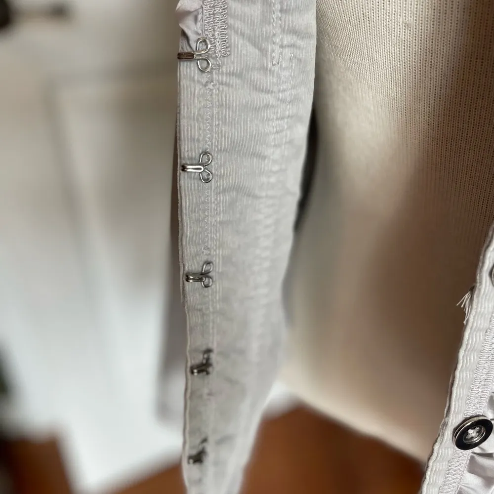 White House Black Market gray corduroy & Satin trim blazer Size 6 - Image 5