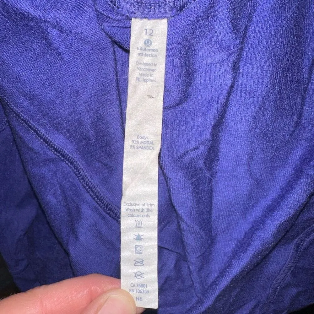 Lululemon to & flow dark periwinkle Athleisure wrap - Image 5