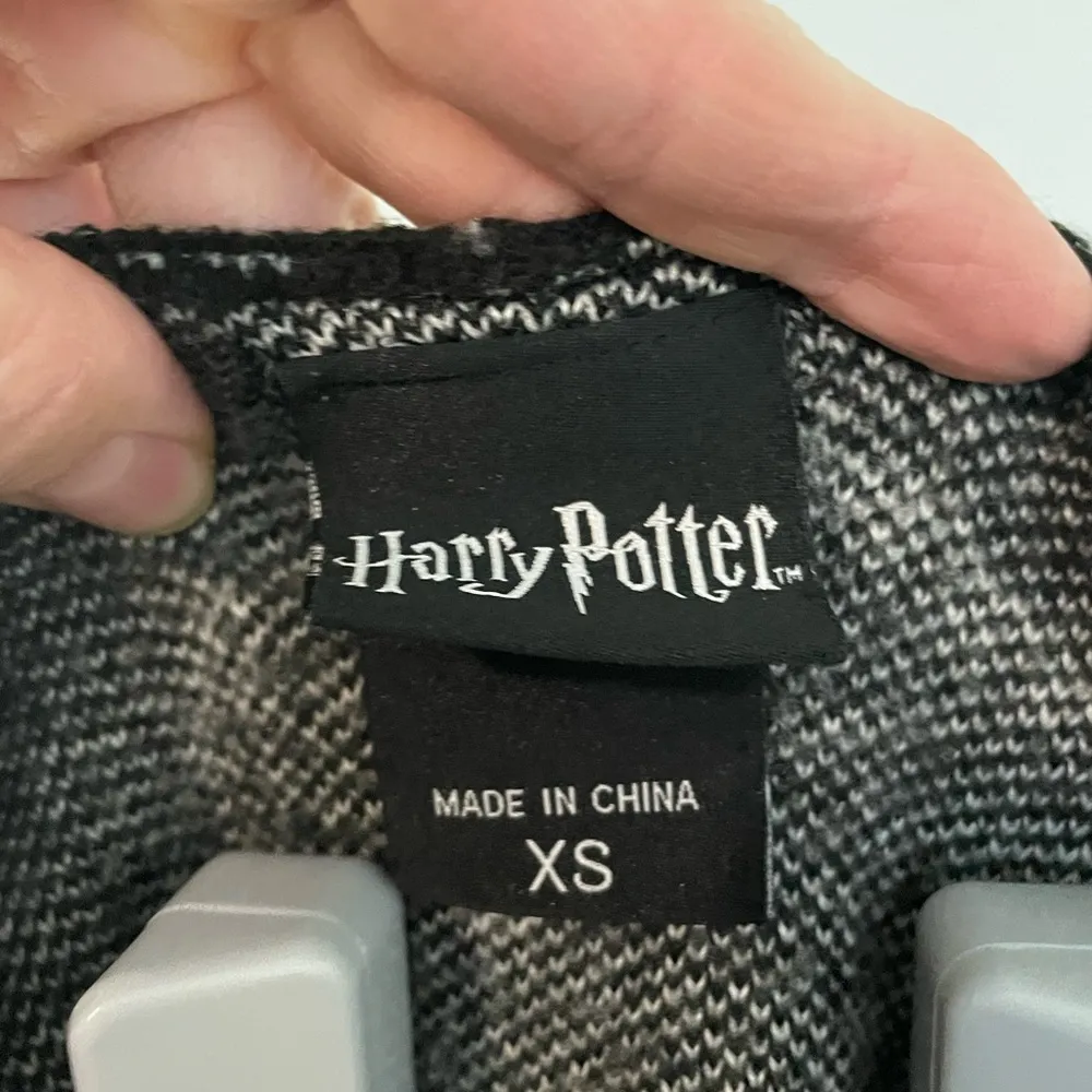 Harry‎ Potter Horcrux Hooded Flyaway Cardigan | XS Black - Image 3